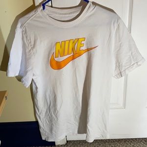 Men’s Nike Short Sleeve Shirt
